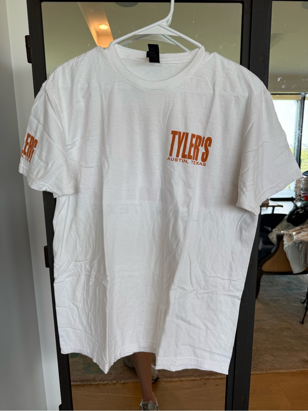 Austin, Texas White Graphic Tee